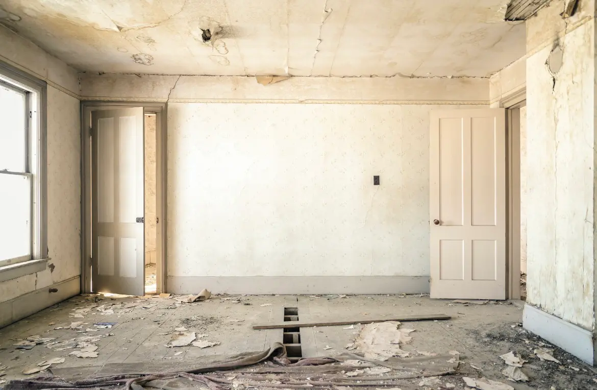 Waste disposal crew managing a cleanout project in Lackawanna